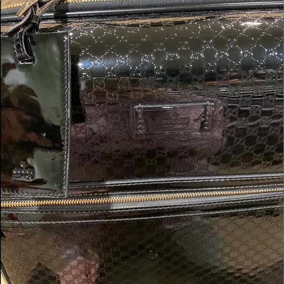 Beautiful and shiny Black Gucci carry on... - Picture 3 of 3